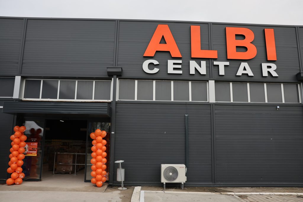 Albi market Vršac